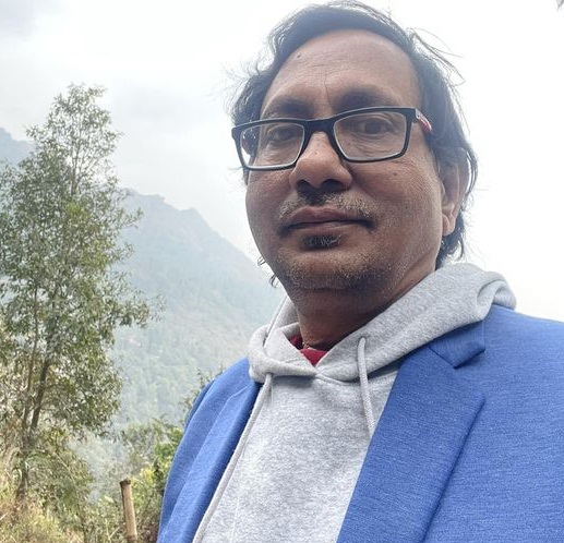 শ হি দ  আ জা দ